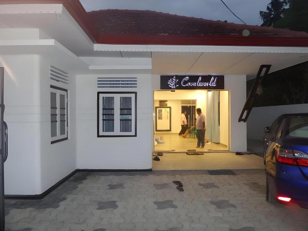Coralworld Hotel Mirissa Bagian luar foto