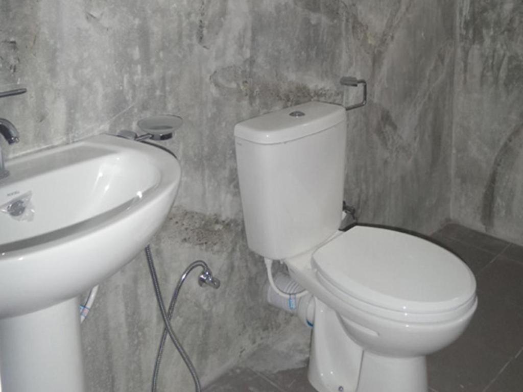 Coralworld Hotel Mirissa Bagian luar foto