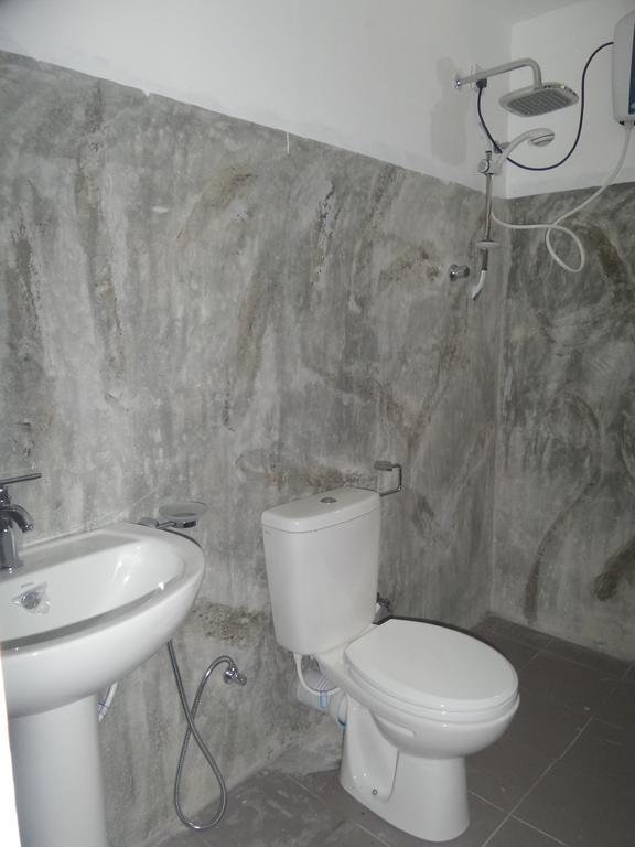 Coralworld Hotel Mirissa Bagian luar foto