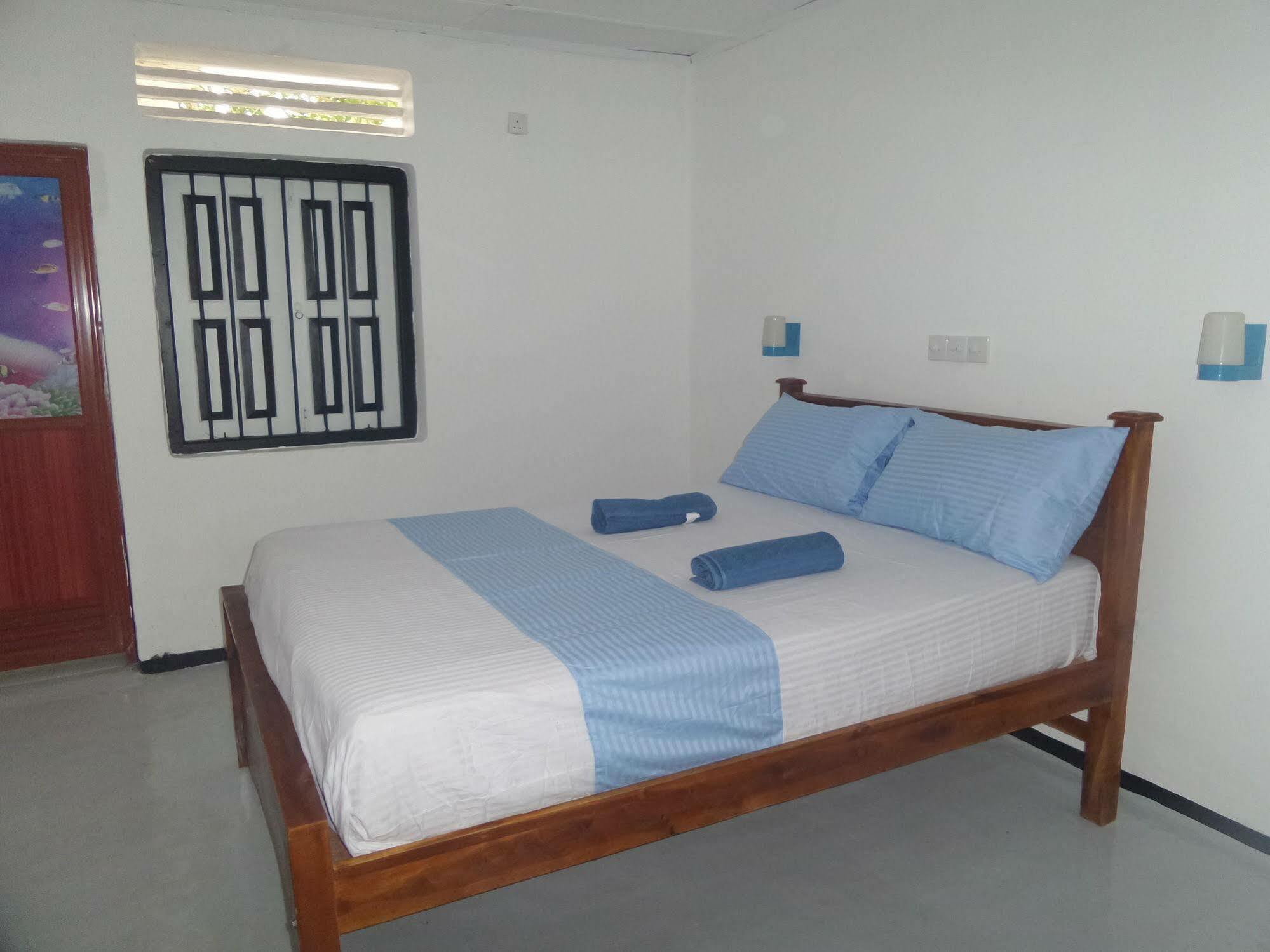 Coralworld Hotel Mirissa Bagian luar foto