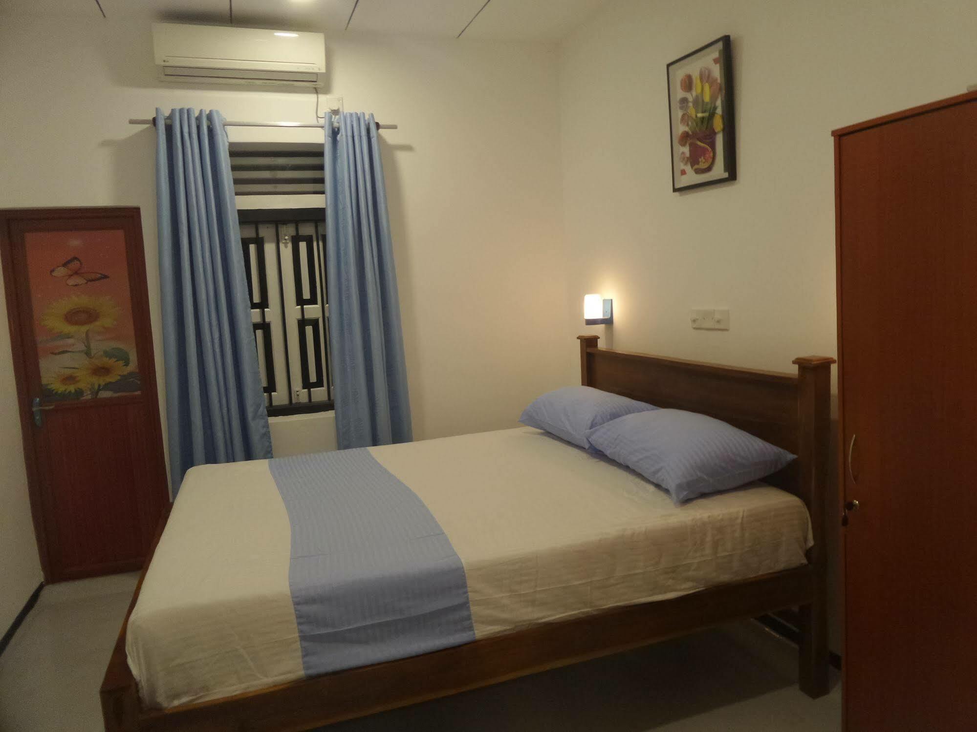 Coralworld Hotel Mirissa Bagian luar foto